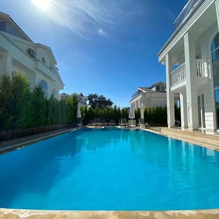 빌라 White House, 4 Bedroom, Large Private Pool, Close To Amenities *