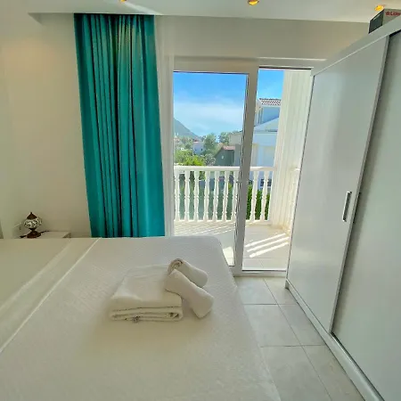 White House, 4 Bedroom, Large Private Pool, Close To Amenities 빌라 *