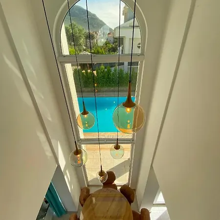 White House, 4 Bedroom, Large Private Pool, Close To Amenities 빌라 페티예